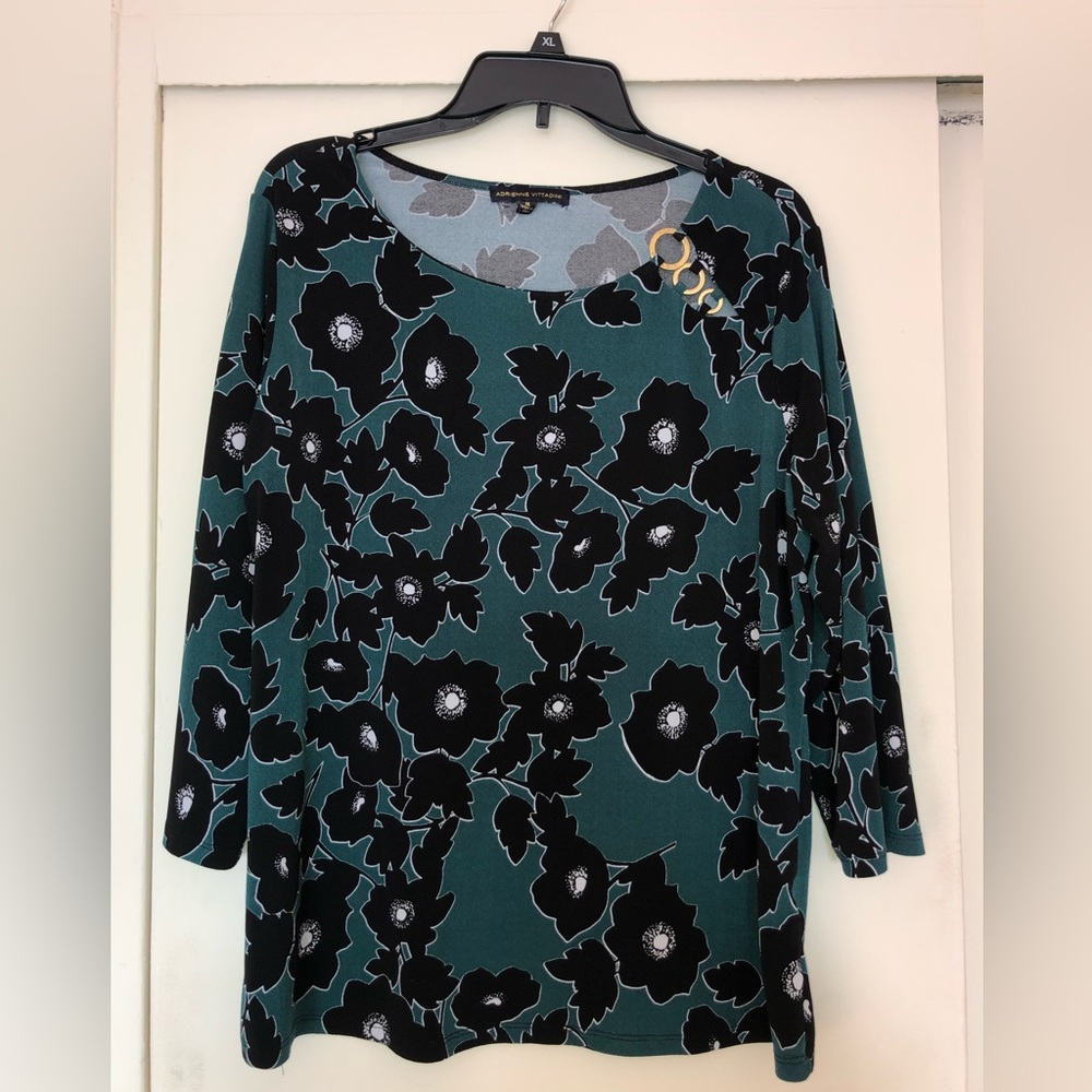Kelly Green and Black Floral Adrienne Vitadinni XL Women’s Blouse